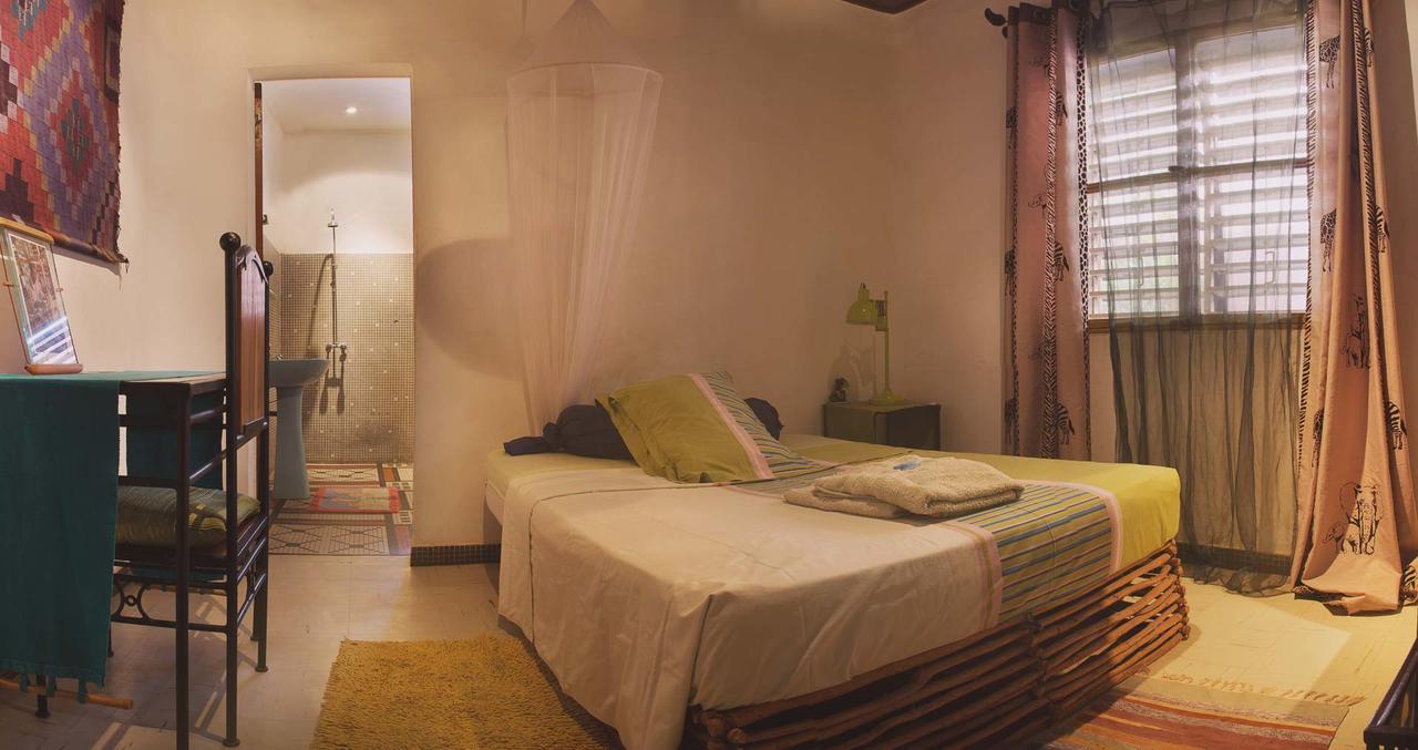 Le Karite Bleu Bed & Breakfast Ouagadougou Exterior photo